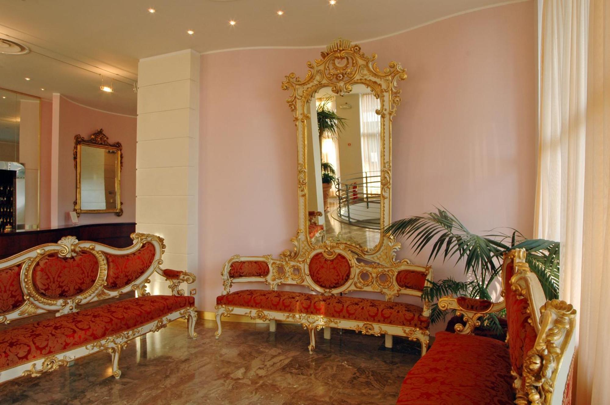 Reginna Palace Hotel Майори Екстериор снимка